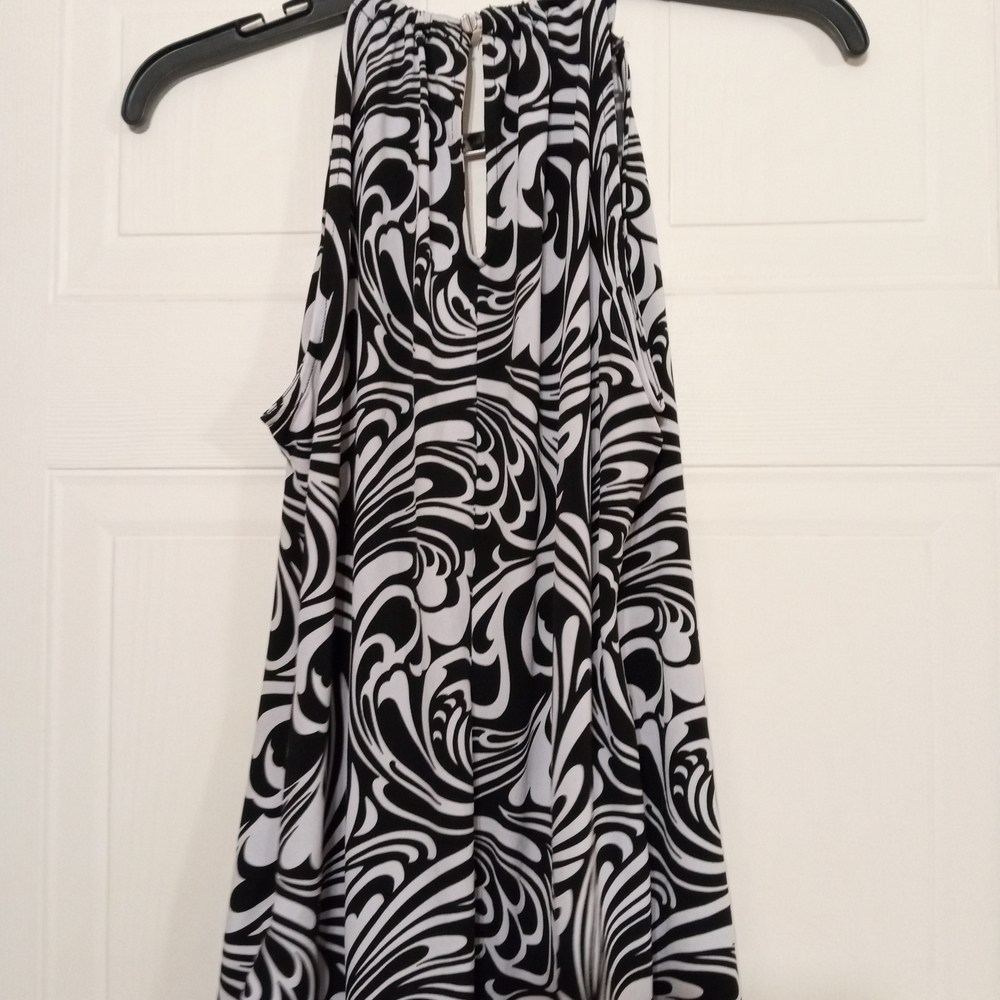 MICHAEL Michael Kors Black and White Patterned Halter Top - Picture 5 of 8